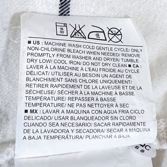 Women's Old Navy Flannel Top | Cream/Gray | Button Up | Small | Boyfriend Style - Picture 12 of 12